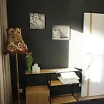39 Park Apartment *